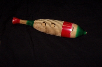 Raspador de madeira