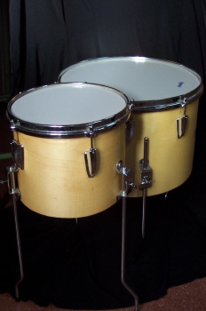 Timbais escolares con soporte