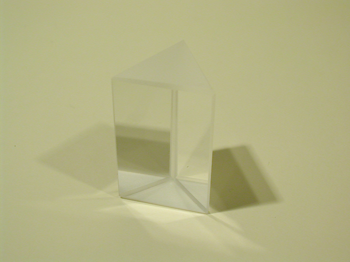 o019_prisma_equilatero