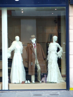 Escaparate de una tienda de moda, París