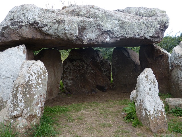 dolmen
