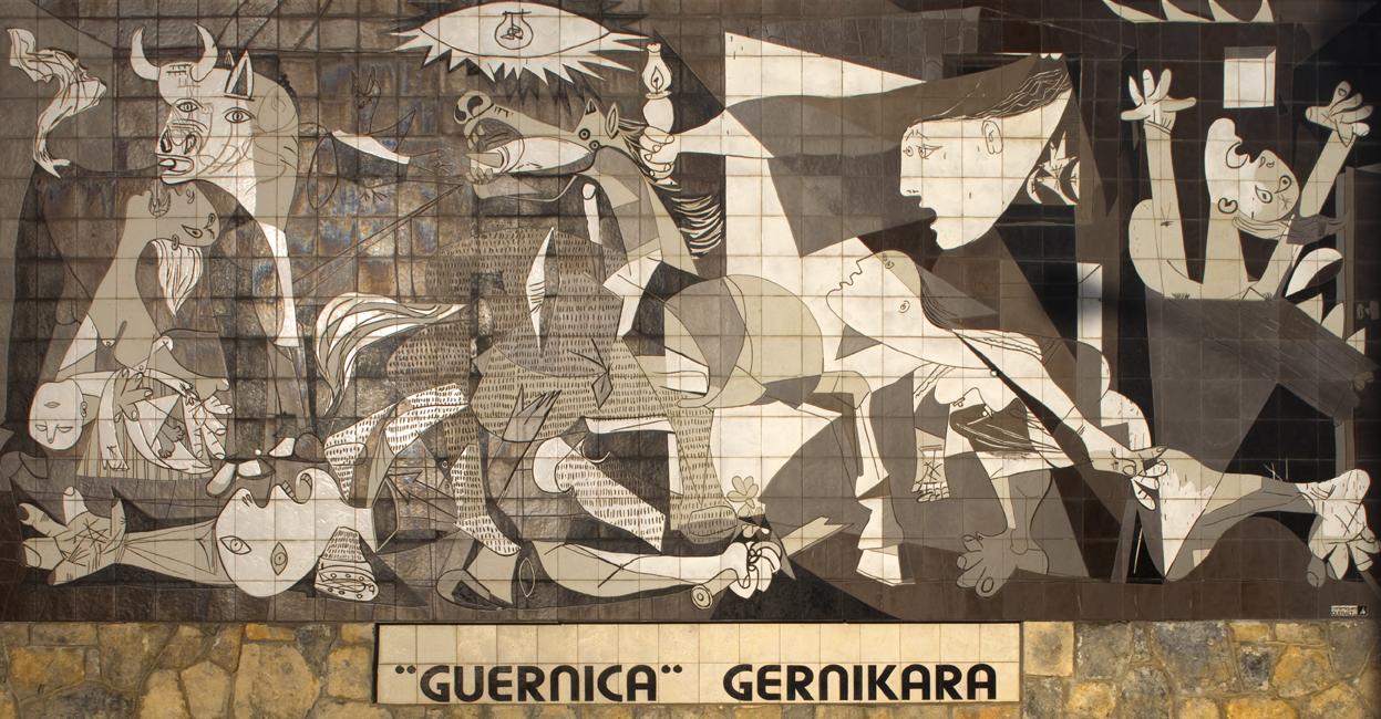 https://es.wikipedia.org/wiki/Guerra#/media/File:Mural_del_Gernika.jpg