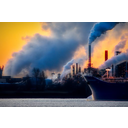 Quelles mesures, vous croyez, les gouvernements devraient mettre en route? 