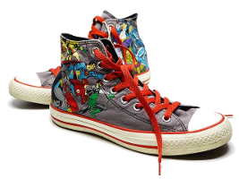 Imaxe: Calzado deportivo moi decorado