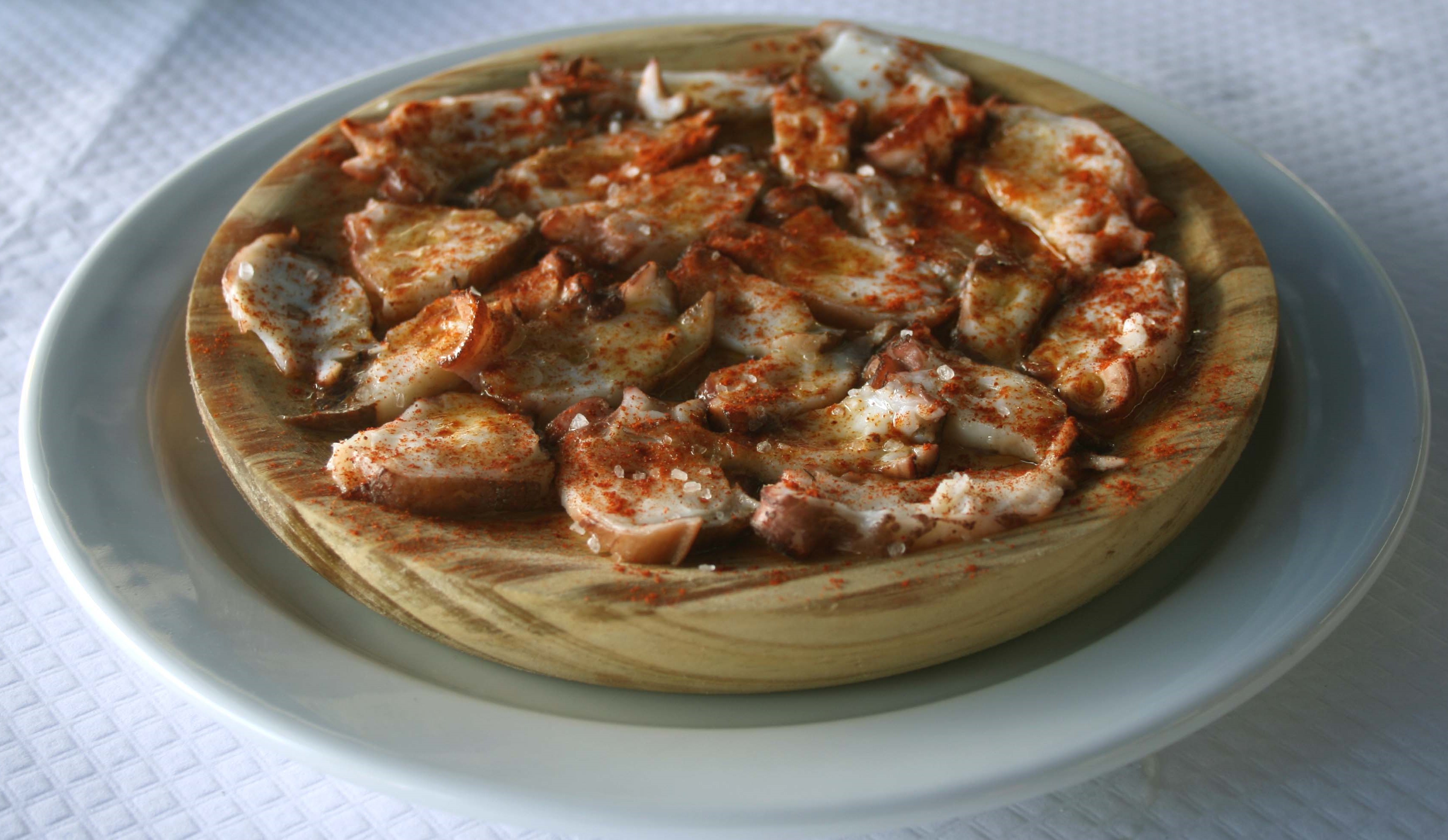 Foto dunha ración de polvo á feira.