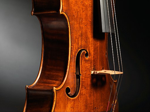 Viola da colección do MET de New York