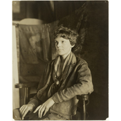 Amelia Earhart by Peter A. Juley (Nationall Portrait Gallery, Public Domain)