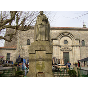 Rosalía's statue in Padrón (José Antonio Gil CC-By)