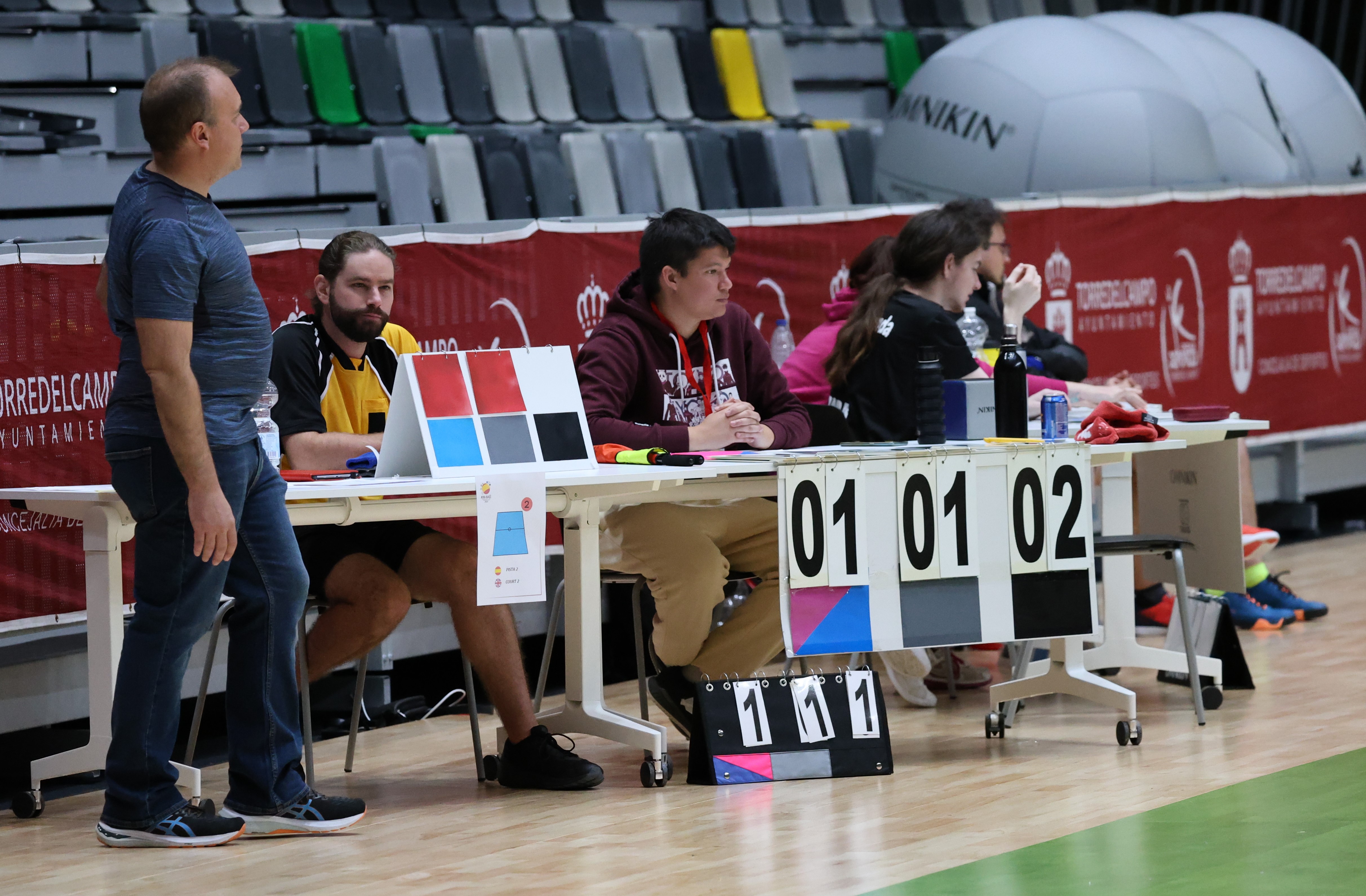 Equipo Arbitral nun partido de Kin-Ball®