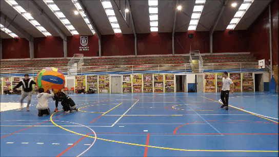 Lanzamento a un brazo