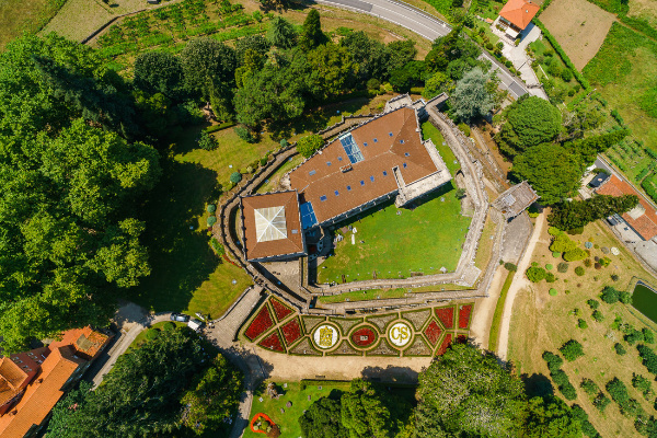Castillo de Soutomaior foto aérea