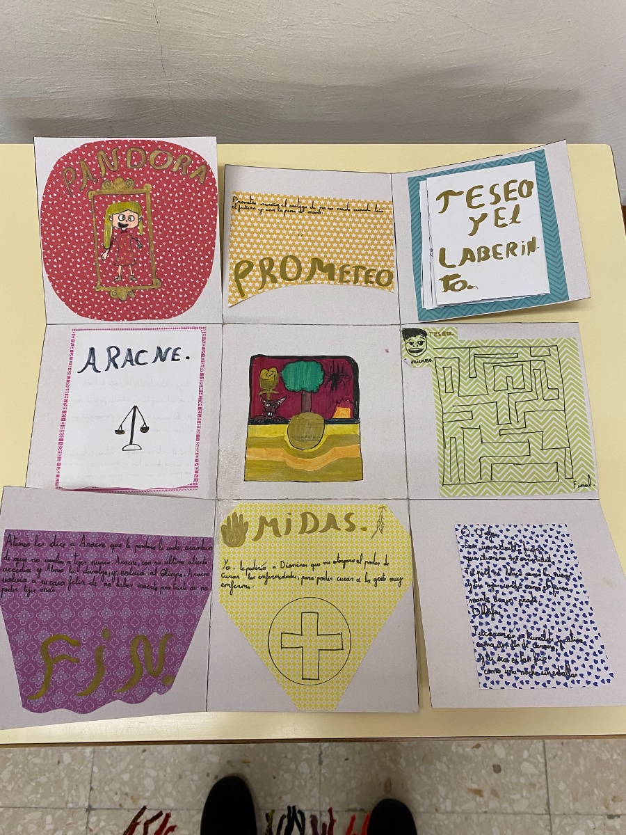 Fotografía en la que se pueden ver detalles de una caja mágica