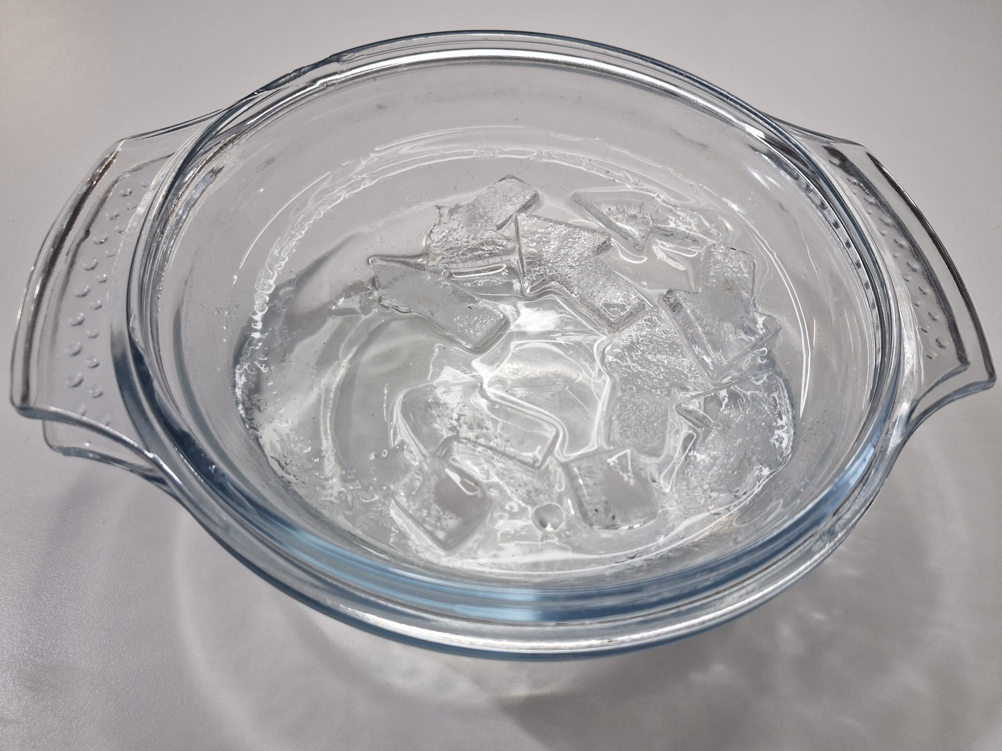 Imaxe de xeo derreténdose