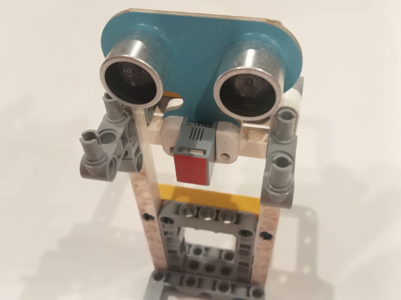 imaxe que mostra o sensor de ultrasóns