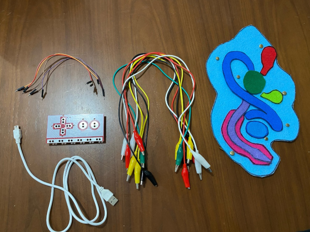 Materiais Imaxe que mostra os diferentes materiais para conectar a maqueta.