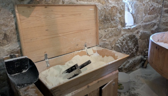 Caja de la harina en el molino