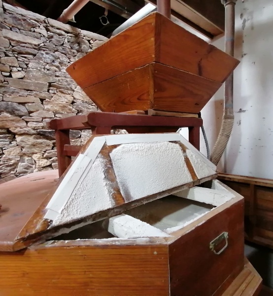 Caja de la harina en molino