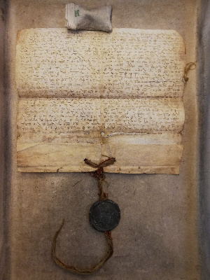 Carta con selo de chumbo do rei Afonso XI Carta con selo de chumbo do rei Afonso XI