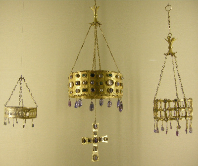 Coroas votivas procedentes do Tesouro de Guarrazar