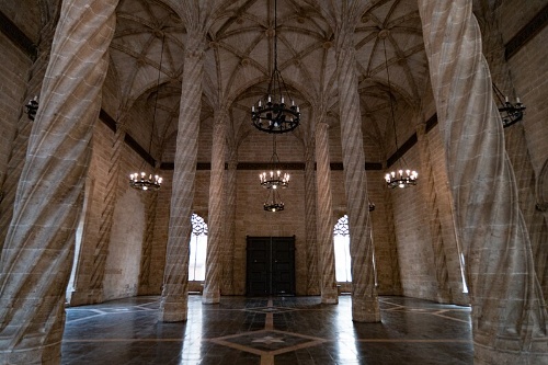 Fotografía do Interior da lonxa da seda de Valencia