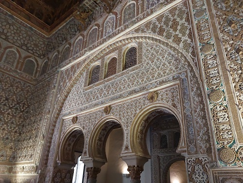 Salón de Medina Azahara