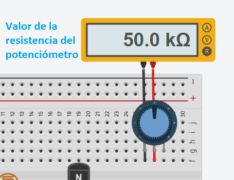 En la imagen se muestra la medida de la resistencia del potenciómetro en Tinkercad
