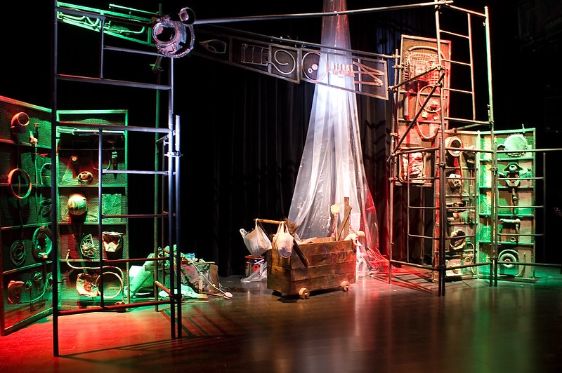 Imaxe dunha escenografía nun teatro