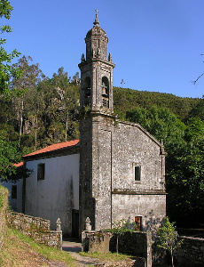 Vista do Mosteiro de San Xusto de Lousame. É unha das imaxes que serven para entender a arquitectura na Idade Media en Galicia.