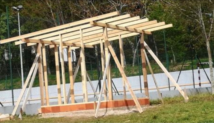 Entramado lixeiro en estrutura do IES A Cachada