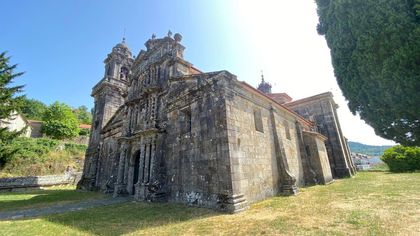 Santa María a Real, barroco churrigueresco en Entrimo