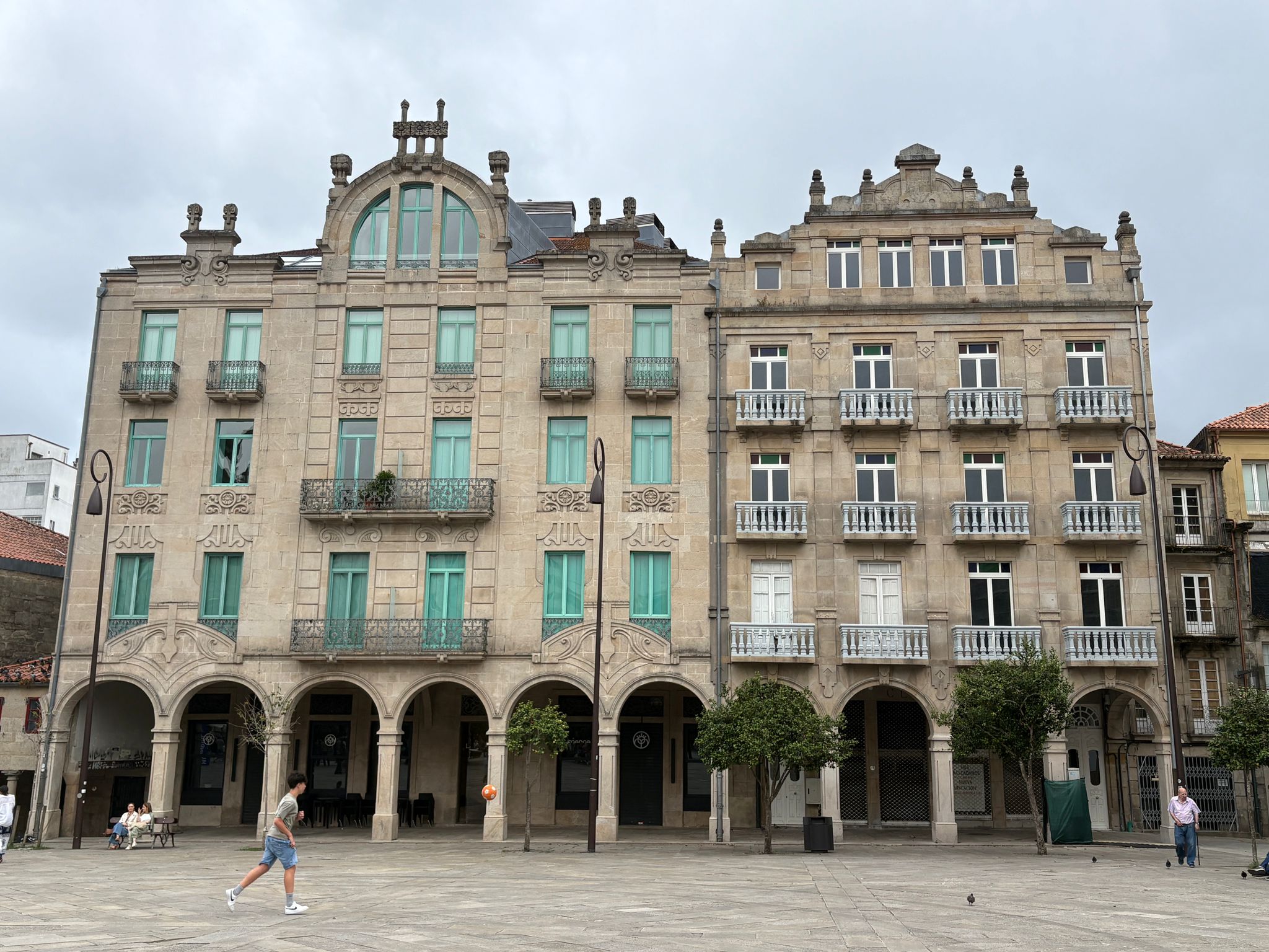 Rehabilitación histórica na Praza de Ferrería