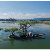 Dingui para pescar e desprazarse