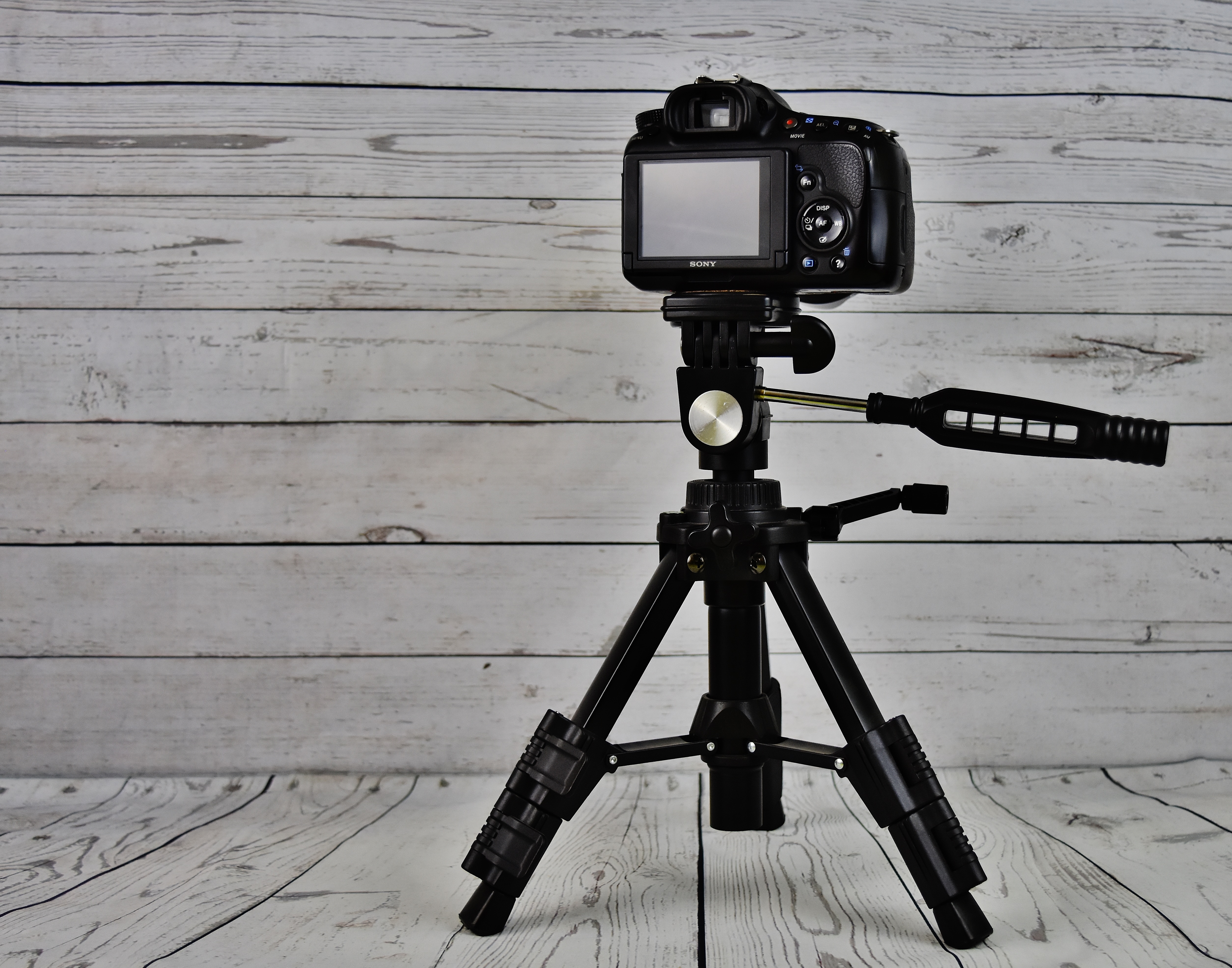 Cámara con trípode