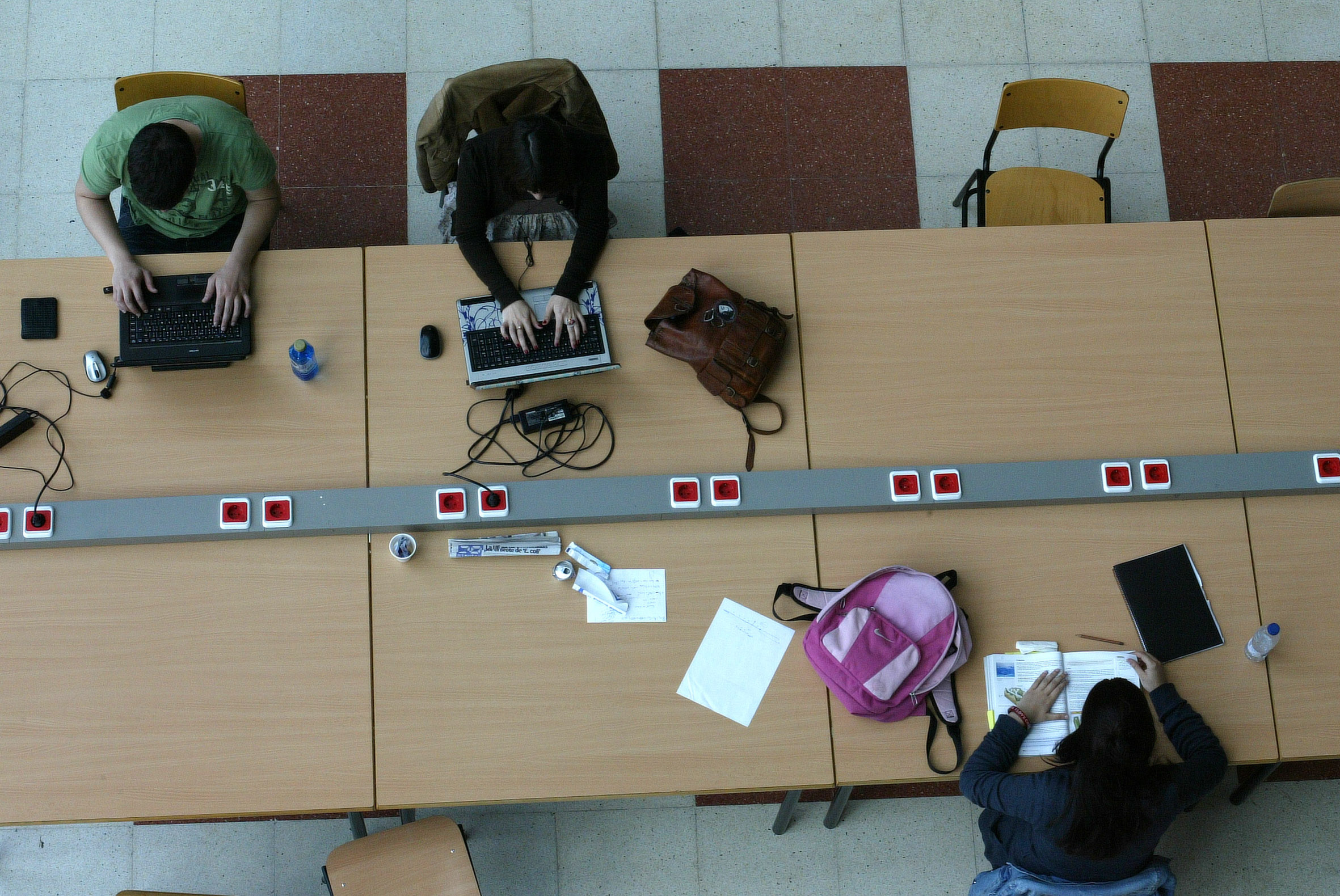 Alumnado con portátiles