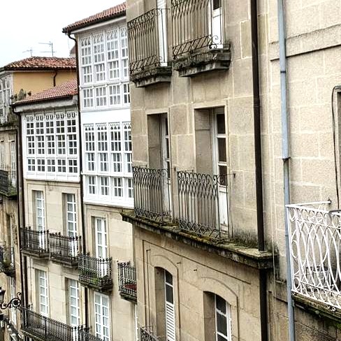 Viviendas de piedra en la zona vieja de Ourense
