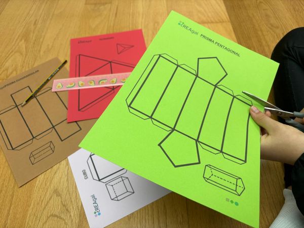 Recortando los cuerpos geométricos