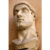 Fragmento da estatua colosal de Constantino 306-316 da EC.