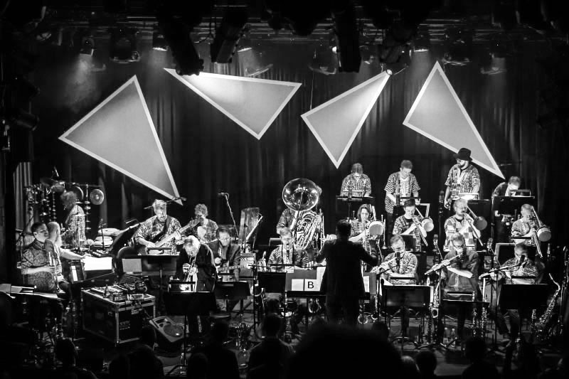 Fotografía dunha big band