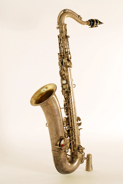 Instrumento musical, o saxofón
