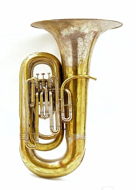 Insrumento musical, a tuba