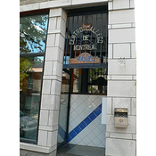 Fachada do centro galego de Montreal