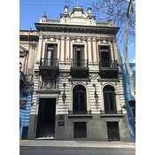Fachada do centro galego de Montevideo