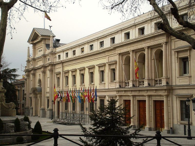 Fotografía da sede do Senado español
