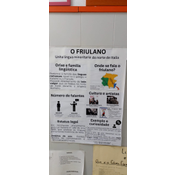 Foto cartel sobre a lingua friulana
