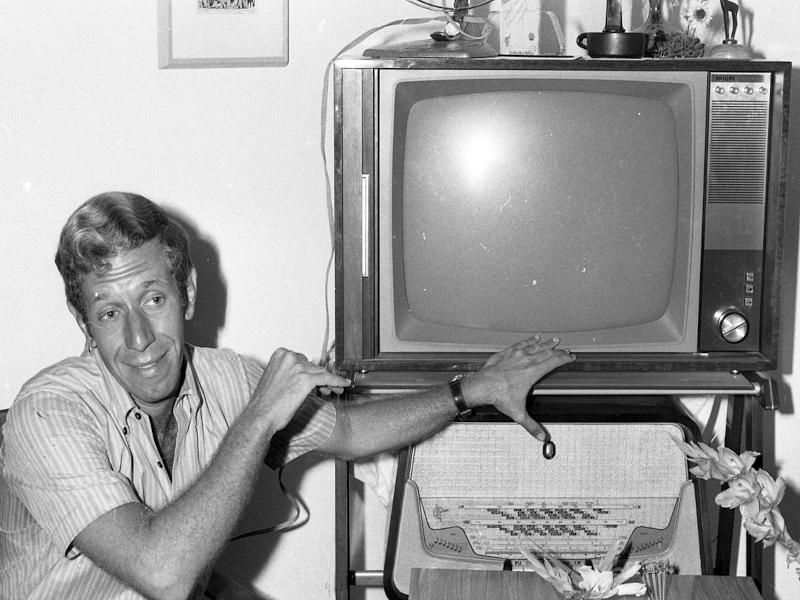 Imaxe dunha TV antiga