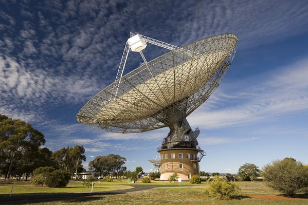 Radiotelescopio del Observatorio de Parkes en Australia