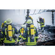 Propuesta 4. Bomberos en un incendio.