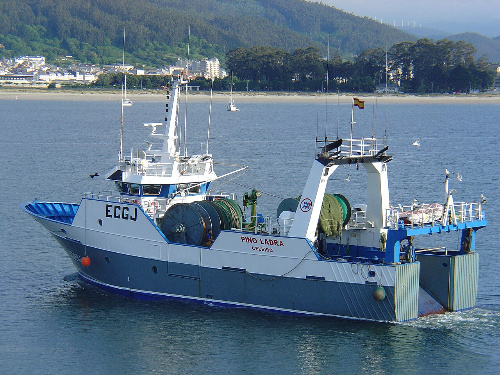 Fotografía dun barco de altura.
