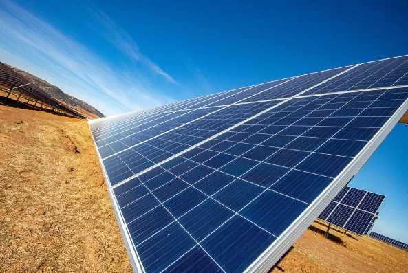 Imaxe duns paneis solares.