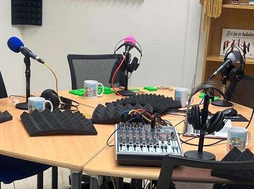 Mesa de radio escolar
